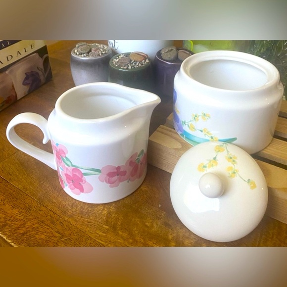 International China Floradale Cream and Sugarbowl set - Picture 6 of 7